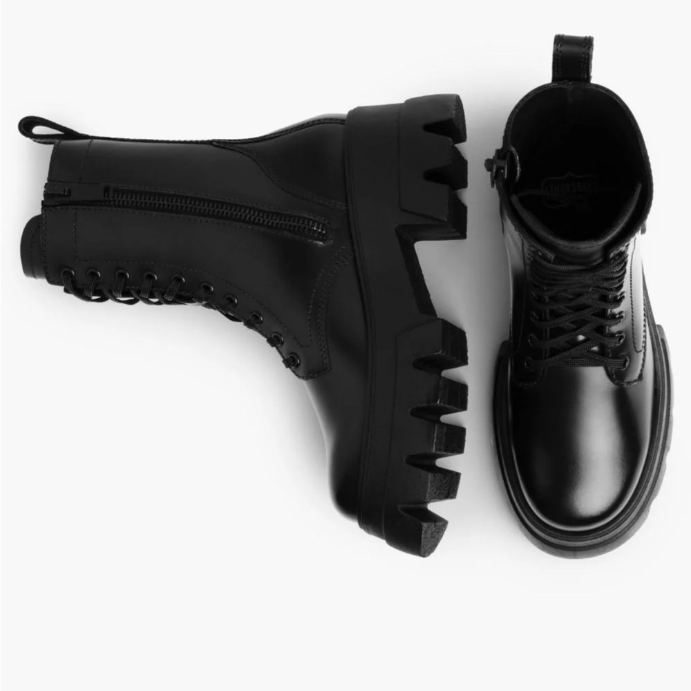 Black boots
